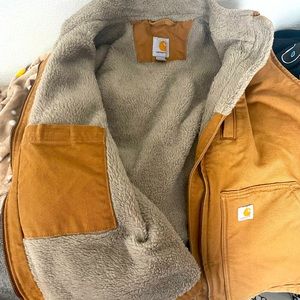 Carhartt Vest!